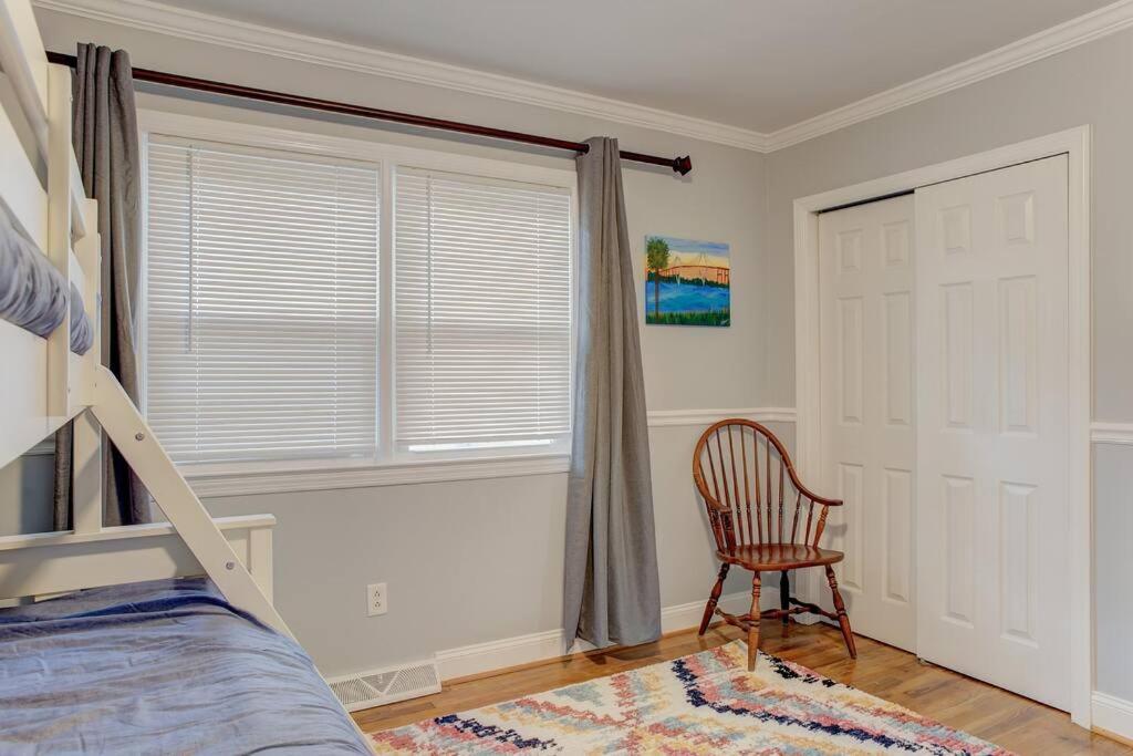 Charming Home Near Folly & Downtown Τσάρλεστον Εξωτερικό φωτογραφία